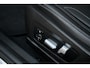 BMW 3-Serie Touring 330e xDrive M-Sport Pro Pano DA-Prof 360 HUD H/K E-zetels 19inch