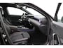 Mercedes-Benz A-klasse 220 Premium | Panoramadak | ACC | AMG Line | Stoelverwarming | 18” AMG | Getint Glas | Navigatie