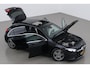 Mercedes-Benz A-klasse 220 Premium | Panoramadak | ACC | AMG Line | Stoelverwarming | 18” AMG | Getint Glas | Navigatie