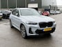 BMW X3 xDrive30e High Executive VAN: 48.900,- VOOR: 44.899,- UW HERFSTVOORDEEL: 4.001,- M SPORT | ELEKTRISCHE TREKHAAK| DEALER ONDERHOUDEN | 360 CAMERA | HEAD UP | LASER LED| LEDER INCL. STOELVERWARMING | DRIVING ASS. | RIJKLAARPRIJS incl. 12mnd BOVAG