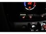 MINI Clubman 1.5 One D Chili Serious Business | Panoramadak | Automaat | Navigatie | Cruise Control | Airco | PDC | MINI Connected