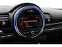 MINI Clubman 1.5 One D Chili Serious Business | Panoramadak | Automaat | Navigatie | Cruise Control | Airco | PDC | MINI Connected