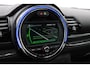 MINI Clubman 1.5 One D Chili Serious Business | Panoramadak | Automaat | Navigatie | Cruise Control | Airco | PDC | MINI Connected