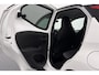 Toyota Aygo 1.0 VVT-i x-joy Compacte stadsauto die overal past en nergens om vraagt