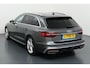 Audi A4 Avant 35 TFSI S edition Sportief silhouet met slimme rijhulp en digitale cockpit