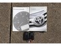Toyota C-HR / C-HR+ 1.8 Hybrid Bi-Tone, Stoelverwarming, All-season Banden, Parkeersensoren voor en achter, BSM en Camera!