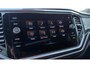 Volkswagen T-Roc 1.5 TSI Sport Business R | Panoramadak | Camera | Apple Carplay/Android Auto | Dodehoek | Stoelverwarming |