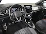 Volkswagen T-Roc 1.0 TSI R-Line Business | 1e eigenaar | Achteruitrijcamera | Martix-LED | Cruise contr adapt | Parkeer assistent | Climate control | Apple carplay Android auto | Stoelverw | DAB | 17"LMV