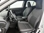Toyota Yaris Cross 1.5 Hybrid 115 First Edition Comfort Pack | Dealer onderhouden | Stoel+stuurverwarming | Dodehoek detectie | parkeersensoren voor+achter | Navigatie | Climate Control | Cruise Control Adaptive | 1 sleutel aanwezig.