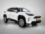 Toyota Yaris Cross 1.5 Hybrid 115 First Edition Comfort Pack | Dealer onderhouden | Stoel+stuurverwarming | Dodehoek detectie | parkeersensoren voor+achter | Navigatie | Climate Control | Cruise Control Adaptive | 1 sleutel aanwezig.