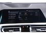 BMW 3-Serie Touring 330e Sport line - Elektrisch verwarmde voorstoelen - Sportstoelen - PDC voor/achter - Active Guard Plus - Cruise control -