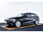 BMW 3-Serie Touring 330e Sport line - Elektrisch verwarmde voorstoelen - Sportstoelen - PDC voor/achter - Active Guard Plus - Cruise control -