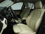 BMW X1 xDrive20i Centennial High Executive | Dealer onderhouden | Trekhaak | Camera | Active Cruise | Harman/Kardon | Leder | 18"