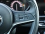 Alfa Romeo Giulia 200pk Super | 1ste eigenaar | Camera | LEER | Sportstoelen | Winterpack | Xenon | Navigatie | AUTOMAAT