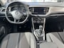 Volkswagen T-Roc 1.0 TSI Style / ADAPTIVE CRUISE/ PARKEER SENSOREN V+A/ CAMERA/ APP-CONNECT/ DAB/ CLIMA/ 17'' LMV