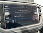 Volkswagen T-Roc 1.0 TSI Style / ADAPTIVE CRUISE/ PARKEER SENSOREN V+A/ CAMERA/ APP-CONNECT/ DAB/ CLIMA/ 17'' LMV