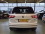 Volkswagen Tiguan 2.0 TSI 4Motion Highline R -190pk- Automaat | Trekhaak | Panoramadak | Camera | Rijklaarprijs incl. 1 jaar Bovag garantie