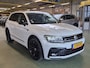 Volkswagen Tiguan 2.0 TSI 4Motion Highline R -190pk- Automaat | Trekhaak | Panoramadak | Camera | Rijklaarprijs incl. 1 jaar Bovag garantie