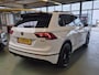 Volkswagen Tiguan 2.0 TSI 4Motion Highline R -190pk- Automaat | Trekhaak | Panoramadak | Camera | Rijklaarprijs incl. 1 jaar Bovag garantie