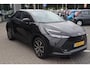 Toyota C-HR / C-HR+ 220 PLUG-IN HYBRID DYNAMIC BLIND-SPOT STOELVERWARMING CAMERA AD-CRUISE NL-AUTO