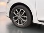 Renault Clio 90PK TCe Trekhaak Navigatie Airco Cruise Control Bluetooth Pdc DAB Zen Lmv Isofix Led Privacy glas 1.200KG Trekgewicht 1e Eigenaar