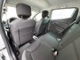 Renault Clio 90PK TCe Trekhaak Navigatie Airco Cruise Control Bluetooth Pdc DAB Zen Lmv Isofix Led Privacy glas 1.200KG Trekgewicht 1e Eigenaar