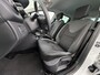 Renault Clio 90PK TCe Trekhaak Navigatie Airco Cruise Control Bluetooth Pdc DAB Zen Lmv Isofix Led Privacy glas 1.200KG Trekgewicht 1e Eigenaar