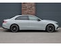Mercedes-Benz E-klasse 400 e 4MATIC AMG Line | Hyperscreen | Distronic | Burmester | Leder | Trekhaak | Stoelventilatie | Digital Light | Verwarmd Stuurwiel | Panoramadak | Surround Camera | Augmented Reality |