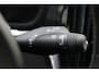 Volvo V60 2.0 T4 Momentum Pro Panorama-Elek,Dak/Camera/Parkeersensor v,a/Trekhaak uitklapbaar
