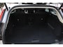 Volvo V60 2.0 T4 Momentum Pro Panorama-Elek,Dak/Camera/Parkeersensor v,a/Trekhaak uitklapbaar