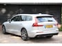 Volvo V60 2.0 T4 Momentum Pro Panorama-Elek,Dak/Camera/Parkeersensor v,a/Trekhaak uitklapbaar