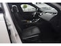 Land Rover Range Rover Velar 2.0 P400e AWD Dynamic SE | PHEV | 404 PK | Pano | Meridian | Camera De Velar P400e is qua prestaties behoorlijk serieus: 404 pk, 640 Nm en 0-100 km/u in slechts 5,4 seconden. Bovendien kun je bij de facelift ongeveer 60+ km volledig elektrisch rijden.