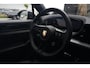 Porsche Cayenne Coupé 3.0 S E-Hybrid | 520PK | Pano | SportChrono | HUD | 360° Camera Porsche Cayenne S E-Hybrid Coupé | 3.0 V6 Turbo Plug-in Hybrid | 520 PK | 750 Nm | 0-100 km/u 4,7 sec. | 263 km/u | 4WD | 8-traps Tiptronic S | 77-82 km elektrisch bereik
