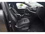 Porsche Cayenne Coupé 3.0 S E-Hybrid | 520PK | Pano | SportChrono | HUD | 360° Camera Porsche Cayenne S E-Hybrid Coupé | 3.0 V6 Turbo Plug-in Hybrid | 520 PK | 750 Nm | 0-100 km/u 4,7 sec. | 263 km/u | 4WD | 8-traps Tiptronic S | 77-82 km elektrisch bereik