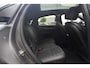 Porsche Cayenne Coupé 3.0 S E-Hybrid | 520PK | Pano | SportChrono | HUD | 360° Camera Porsche Cayenne S E-Hybrid Coupé | 3.0 V6 Turbo Plug-in Hybrid | 520 PK | 750 Nm | 0-100 km/u 4,7 sec. | 263 km/u | 4WD | 8-traps Tiptronic S | 77-82 km elektrisch bereik