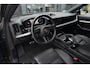 Porsche Cayenne Coupé 3.0 S E-Hybrid | 520PK | Pano | SportChrono | HUD | 360° Camera Porsche Cayenne S E-Hybrid Coupé | 3.0 V6 Turbo Plug-in Hybrid | 520 PK | 750 Nm | 0-100 km/u 4,7 sec. | 263 km/u | 4WD | 8-traps Tiptronic S | 77-82 km elektrisch bereik