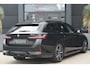BMW 5-Serie Touring 530e M Sport | 300PK | Pano | HarmanKardon | 360° | HUD | BMW 530e Touring M Sport 300 PK Plug-in Hybrid met 2.0 viercilinder, panoramadak, Head-Up Display, 360° camera, adaptieve cruise control, 20-inch velgen, lederen interieur