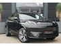 Lynk & Co 08 1.5 More | 350 PK | 200 KM EV | PANO | MASSAGE | HARMAN KARDON | 360° CAMERA Deze zeer complete 08 More beschikt over een krachtige plug-in hybride aandrijflijn met 345 PK en 615 Nm koppel. Dankzij de grote 39,6 kWh batterij beschikt de 08 over een elektrisch WLTP-ber