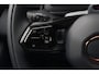 Lynk & Co 08 1.5 More | 350 PK | 200 KM EV | PANO | MASSAGE | HARMAN KARDON | 360° CAMERA Deze zeer complete 08 More beschikt over een krachtige plug-in hybride aandrijflijn met 345 PK en 615 Nm koppel. Dankzij de grote 39,6 kWh batterij beschikt de 08 over een elektrisch WLTP-ber