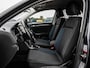 Volkswagen T-Roc 1.5 TSI 150 PK DSG Style IQ.DRIVE | Trekhaak | Virtual Cockpit | LED | ACC | Camera | Dodehoekdetectie | Stoel-/Stuurverwarming | Navigatie | Apple CarPlay/Android Auto | 18"