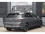 Volkswagen Golf 1.5 eTSI R-Line Edition | 150 PK | DSG | PANO | 360° CAMERA | LED | ACC Sportief, modern en bijzonder compleet: deze Volkswagen Golf 1.5 eTSI R-Line uit 2026 combineert de sportieve uitstraling van de R-Line met de efficiënte 1.5 eTSI mild-hybrid aandrijflijn.