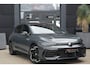 Volkswagen Golf 1.5 eTSI R-Line Edition | 150 PK | DSG | PANO | 360° CAMERA | LED | ACC Sportief, modern en bijzonder compleet: deze Volkswagen Golf 1.5 eTSI R-Line uit 2026 combineert de sportieve uitstraling van de R-Line met de efficiënte 1.5 eTSI mild-hybrid aandrijflijn.