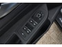 Volkswagen Golf 1.5 eTSI R-Line Edition | 150 PK | DSG | PANO | 360° | Adaptive Cruise Control | Sportief, modern en bijzonder compleet: deze Volkswagen Golf 1.5 eTSI R-Line uit 2026 combineert de sportieve uitstraling van de R-Line met de efficiënte 1.5 eTSI mild-hybrid aandrijflijn.