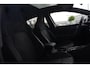 Volkswagen Golf 1.5 eTSI R-Line Edition | 150 PK | DSG | PANO | 360° | Adaptive Cruise Control | Sportief, modern en bijzonder compleet: deze Volkswagen Golf 1.5 eTSI R-Line uit 2026 combineert de sportieve uitstraling van de R-Line met de efficiënte 1.5 eTSI mild-hybrid aandrijflijn.