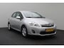 Toyota Auris 1.8 Full Hybrid Aspiration 2012 NAP | Navigatie | Cruise control | Dealer onderhouden | LED | Trekhaak afneembaar | Climate control | Centrale vergrendeling op afstand | Lichtmetaal