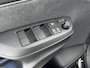 Toyota Yaris 1.5 Hybrid Dynamic Bi-Tone | Parkeersensoren | Navigatie | Dodehoek Detectie | **