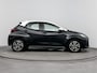 Toyota Yaris 1.5 Hybrid Dynamic Bi-Tone | Parkeersensoren | Navigatie | Dodehoek Detectie | **