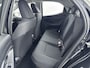 Toyota Yaris 1.5 Hybrid Dynamic Bi-Tone | Parkeersensoren | Navigatie | Dodehoek Detectie | **