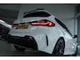 BMW 1-Serie 118i Business Edition M-Sport | Cruise Control | Stuurverwarming | Camera | Adaptief LED | Climate | Carplay | Navi |