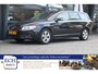 Volvo V70 2.0 benzine 145 pk Momentum, Leer, Trekhaak